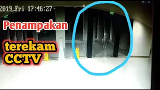 Video PENAMPAKAN di Kampus UAD (Universitas Ahmad Dahlan) Kampus 4 terekam CCTV