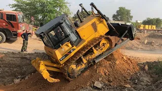 OMG Extreme Dangerous Bulldozer Heavy Equipment Operator Skills