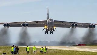 The Weird Reason Why US B-52 Produces Scary Smoky Trails During Takeoff