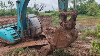 ลุ้นระทึก!!! ป๋าเกิดจะเอาขึ้นยังไง Excavator