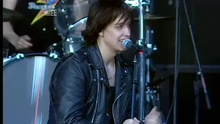 The Strokes - 12:51 (T In The Park 2006) (9)