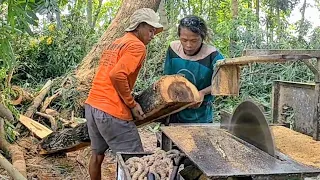 Astaghfirullah ‼️ This wood is really hard - the jowar is sawed on a serkel machine
