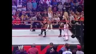 Trish Stratus and Ashley vs Victoria, Candice Michelle and Torrie Wilson