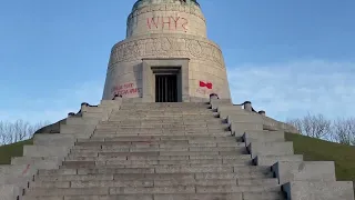 Monument to Soviet soldiers vandalized in Berlin