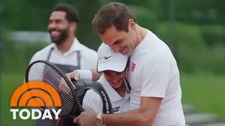 Roger Federer Keeps The Pinky Promise He Made To A Young Player