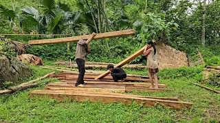 A homeless boy and a poor girl asked their uncle to help them move wood to rebuild the house