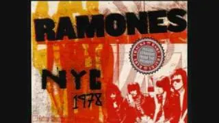 The Ramones- Blitzkrieg Bop (Live NYC 1978)