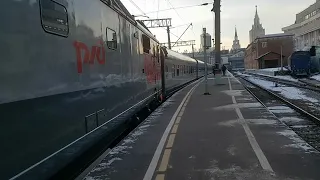 Отправление ЭП2К - 412 со скоростным поездом №120М сообщением Москва - Саранск