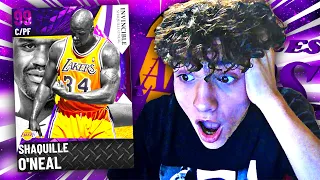 INVINCIBLE SHAQ GAMEPLAY!! HE IS UNSTOPABLE IN NBA2K21 MYTEAM