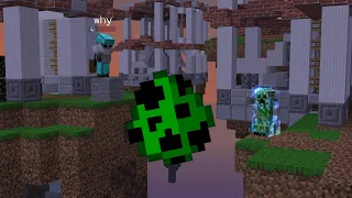 Suicide Bombing with Creepers | Hypixel Skywars