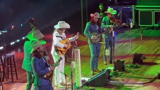 Billy Strings "John Deere Tractor" 2/26/23 Ryman Auditorium, Nashville, TN