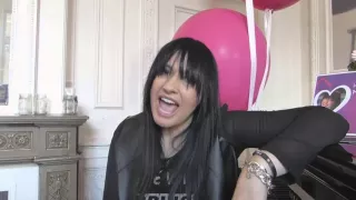 Kaliopi Sings 'Dona' not 'Donut'