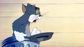 Tom and Jerry | Sufferin' Cats! 1943 | Clip 02