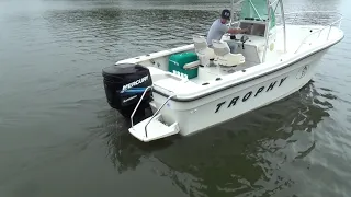 2000 19' Trophy Center Console