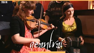 Claire Keville, Breda Keville & Terence O'Reilly | Tigh Johnny Walsh, An Gort | Geantraí 2008 | TG4