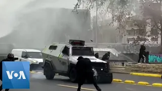 Chilean Protesters Face Off with Police