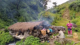 Simple Nepali Mountain Village Life | Nepal | Very Relaxaing Himalayan Village Life | Shepherd Life