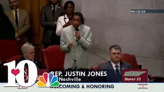 Tennessee Rep. Justin Jones sworn back in, speaks on the House floor after being reinstated