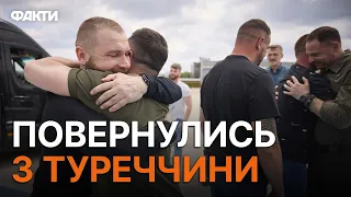 "Нам навіть НЕ СКАЗАЛИ!": Батьки ОБОРОНЦІВ Маріуполя не стримують СЛІЗ