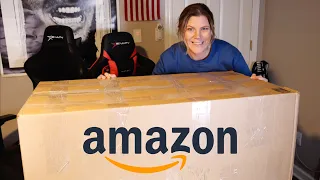 What's inside of a $1,300 Amazon Customer Returns HIGH END Coffin Mystery box