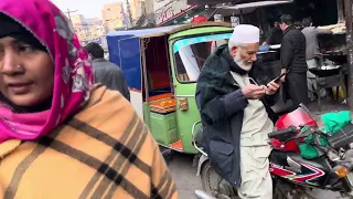 Exploring  The  Pakistan  🇵🇰Lahore  City || Amazing City Walk  in Lahore  Pakistan 4k view