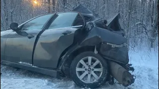 Два пассажира Chevrolet скончались в массовом ДТП с грузовиками в Ленинградской области