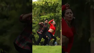 Moro Mana Udi Jaye Re 👫 #dance #shorts #youtubeshorts #keshavi #mitesh