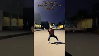 【绿色兴安】片段 镜面｜华灯初上 在北京798艺术街区来一段儿｜北舞才子唐雅冬的舞蹈（Leo Tang’s Dance) 第38期