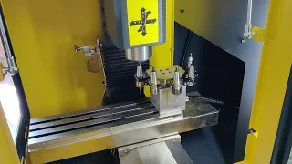 Desktop CNC Milling Machine with Auto Tool Changer.