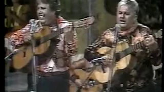 Silveira E Barrinha  - Linda Cigana (Programa na Beira Da Tuia 1983)