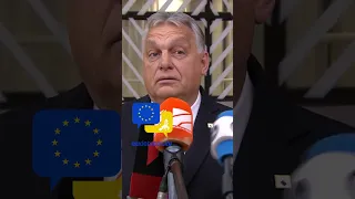 Viktor Orbán is fighting with journalists and microphones! #Orban #shorts #shortdsvideo #viktororban