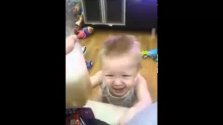 заразительный детский смех!!!))) contagious laughter of children !!!)))