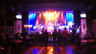 Blackout Betty covers Def Leppard, Rock Rock til ya drop at feather falls casino 02282020