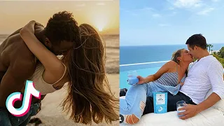 Romantic Cute Couple Goals #16 ❤ / Happy and uhappy moments 💔 / TikTok Compilation 2021