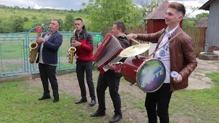 🥁🎸🥁Надобридень молодій, молодому грають музиканти. Весільний марш. Весільні традиції.