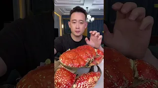 Eating Big Crab 🦀 Seafood