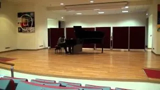 Aleksandar Božović plays Chopin E minor Waltzer