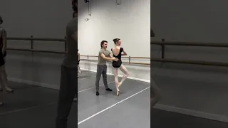 Partner turns - Maya Schonbrun and Slawek Wozniak