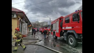 Ліквідація пожежі торгового павільйону в Івано-Франківську