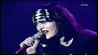 Siouxsie and The Banshees - Spellbound (live) (AI Remastered Video)