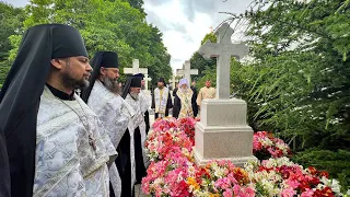 М.Агафангел совершил панихиду в Успенском монастыре