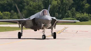 F-35A Lightning II Demo - Epic Vapor! - Spirt Of St. Louis Airshow 2022