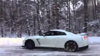 GT R & BMW X5 Snow drift  Georgia