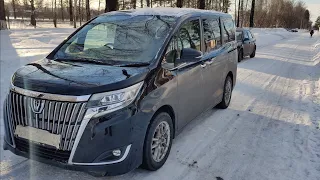 Купил Toyota Esquire "КОРОЛЬ МИНИВЭНОВ" обзор