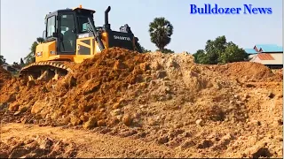 Skill Operator Bulldozer SHANTUI Try Working Hard Pushing Soil And 12Wheel Dump Truck Dumping Soil