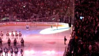 Toronto Maple Leafs fans finish singing US anthem after technical difficulties