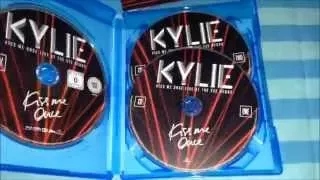 KYLIE: Kiss me once tour unboxing (blu-ray)