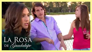 Roberto le hace una escena de celos a Palmira | La Rosa de Guadalupe | Escucha tu corazón