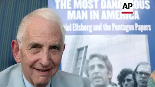 Daniel Ellsberg, who leaked Pentagon Papers, dies at 92