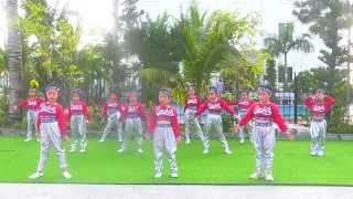 WALKING IN THE SUN 1 | ZUMBA DANCE PHƯƠNG LOAN